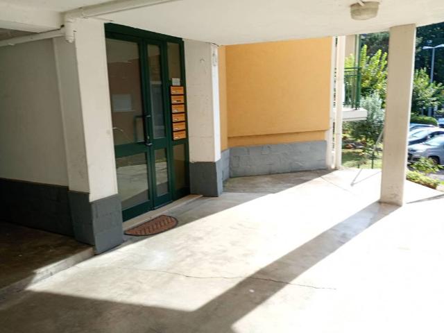 Appartamento in affitto a Sagnino, Como
