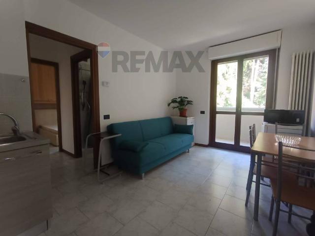 Appartamento in affitto a Sagnino, Como