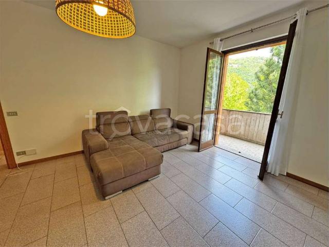 Appartamento in affitto a Como, Lombardia