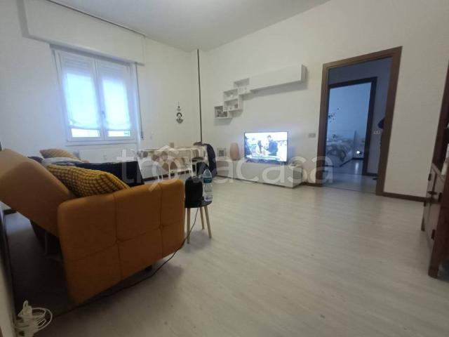 Appartamento in affitto a Caserme, Como