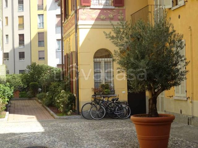 Appartamento in affitto a Borgovico, Como