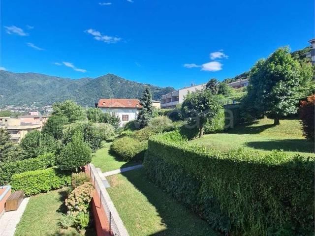 Appartamento in affitto a Como, Lombardia