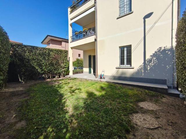 Appartamento in affitto a Como, Lombardia
