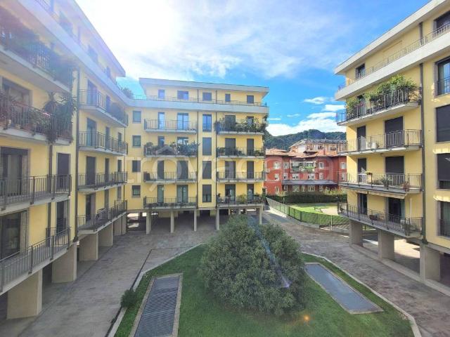 Appartamento in affitto a Caserme, Como