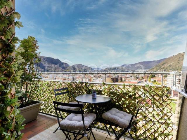 Appartamento in affitto a Caserme, Como