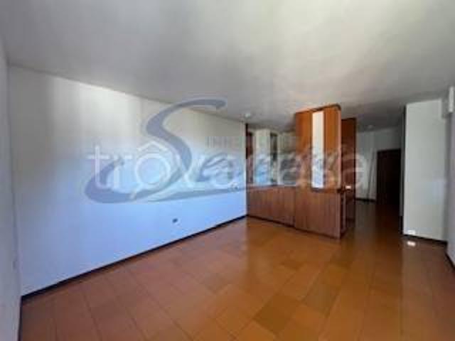 Appartamento in affitto a Sant'Agostino, Como