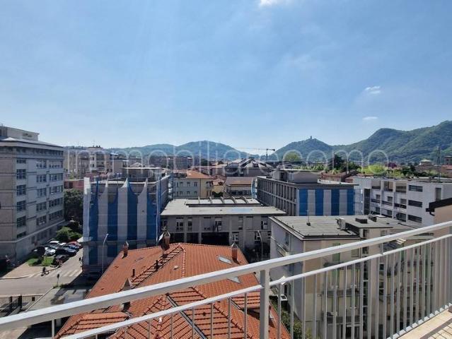 Appartamento in affitto a Sant'Agostino, Como
