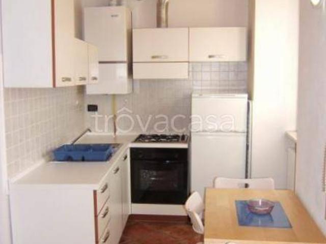 Appartamento in affitto a Garzola, Como