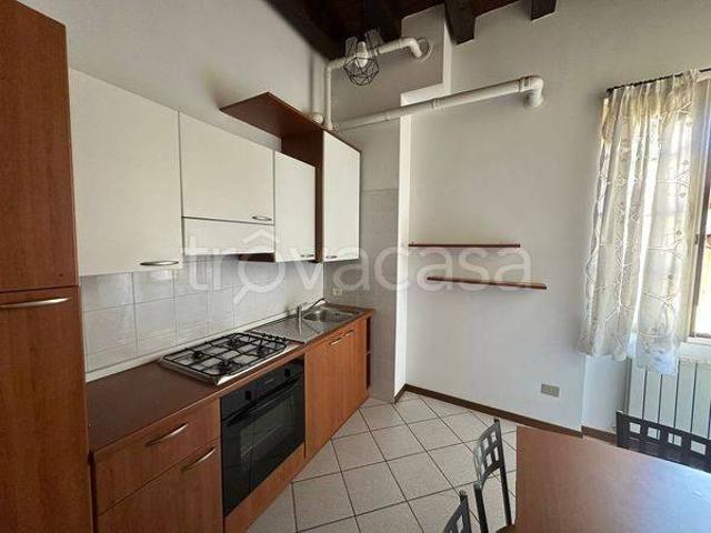 Appartamento in affitto a San Martino, Como