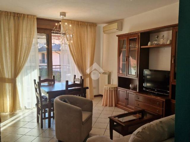 Appartamento in affitto a Corbetta, Milano