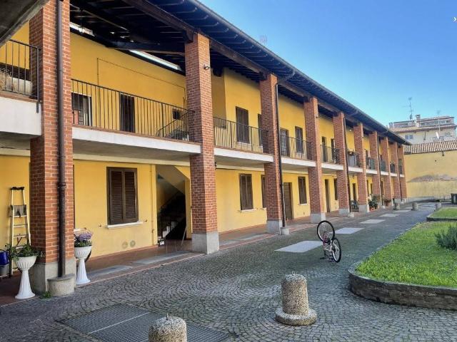 Appartamento in affitto a Corbetta, Milano
