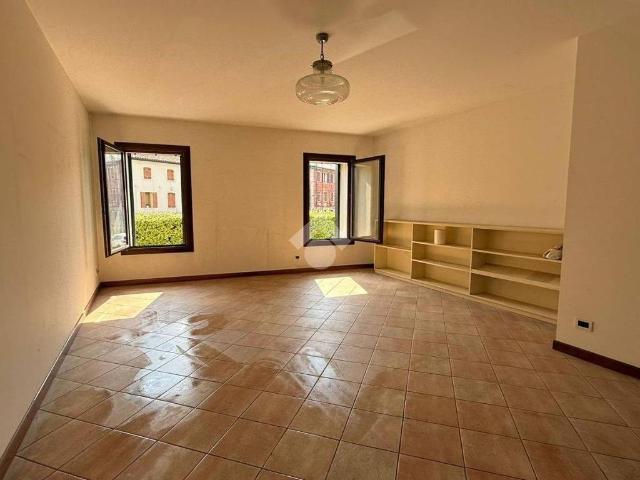 Appartamento in affitto a Godega Sant'urbano, Veneto