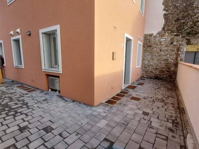 Appartamento in affitto a Cormons, Friuli-Venezia Giulia