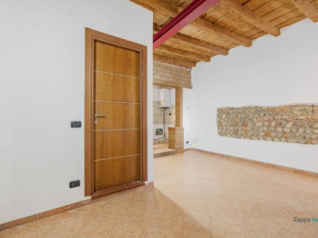 Appartamento in affitto a Cornate D'adda, Lombardia