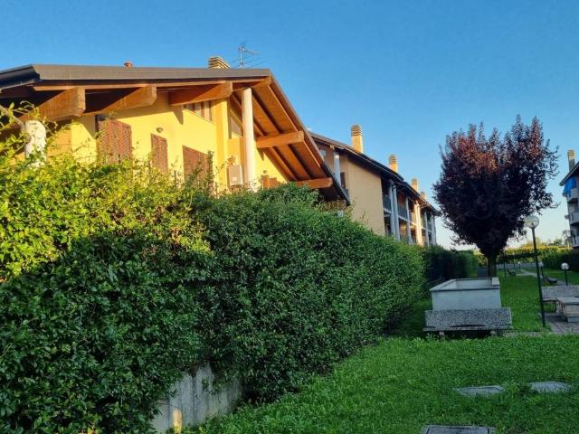 Appartamento in affitto a Cornate D'adda, Lombardia