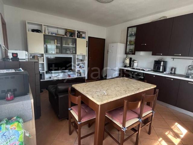 Appartamento in affitto a Pianura Reggiana, Re