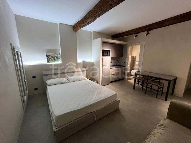 Appartamento in affitto a Pianura Reggiana, Re