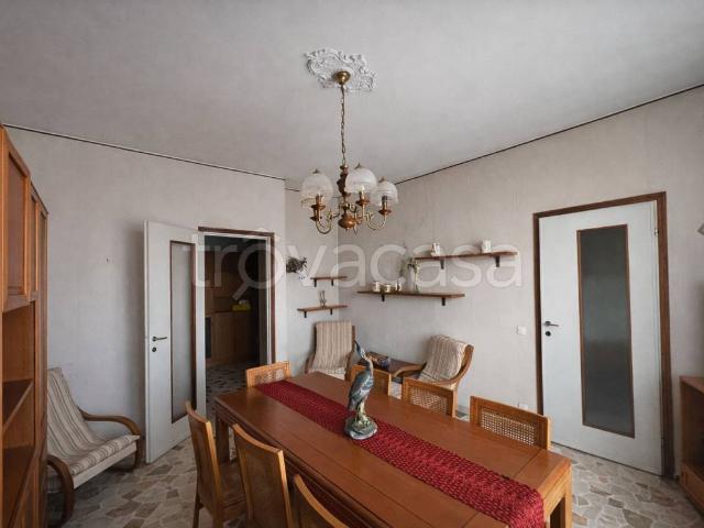 Appartamento in affitto a Corsico, Lombardia