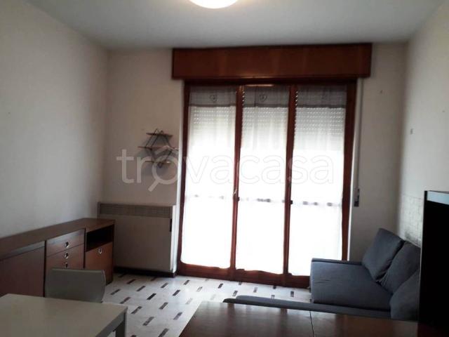 Appartamento in affitto a Lorenteggio, Corsico