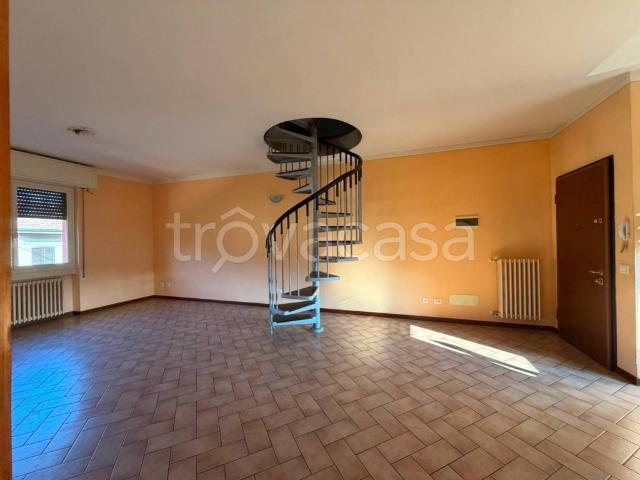 Appartamento in affitto a Corte Franca, Lombardia