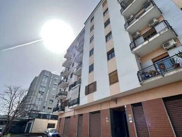Appartamento in affitto a Popilia, Calabria