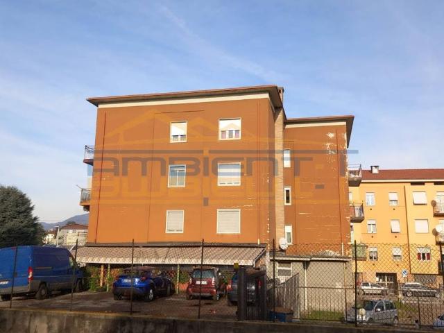 Appartamento in affitto a Costa Masnaga, Lombardia