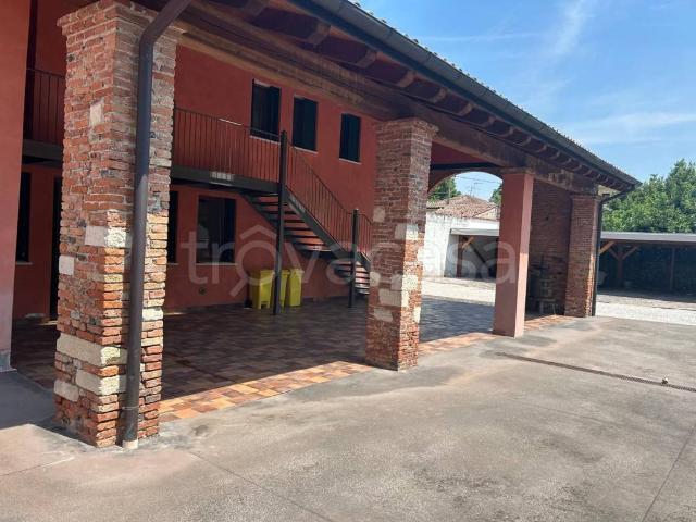 Appartamento in affitto a Costabissara, Veneto