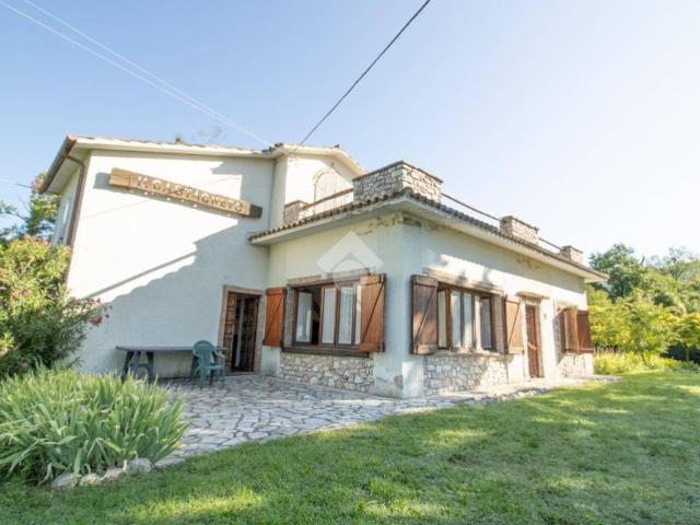 Appartamento in affitto a Cottanello, Lazio