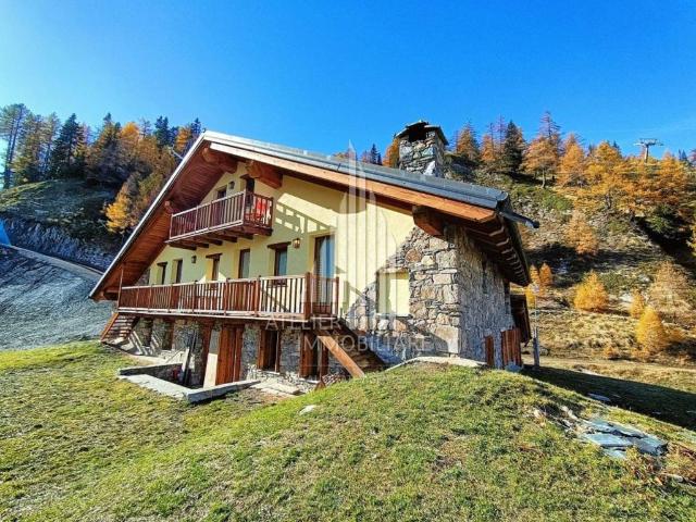 Appartamento in affitto a Courmayeur, Aosta