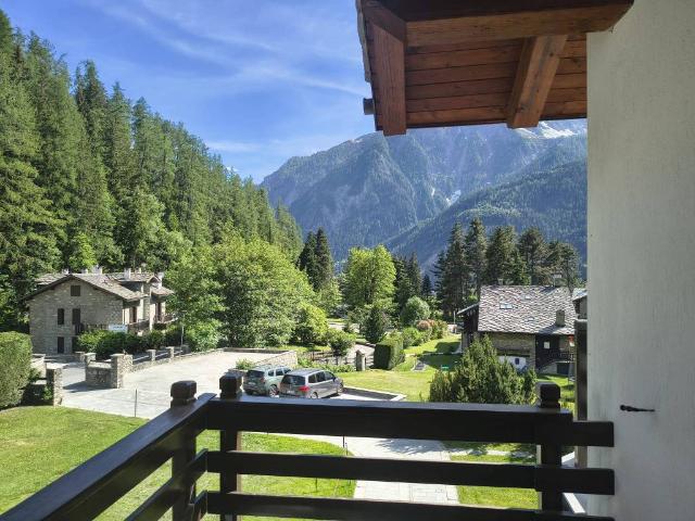 Appartamento in affitto a Villair Desot, Courmayeur