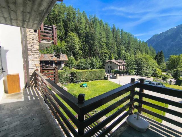 Appartamento in affitto a Villair Desot, Courmayeur