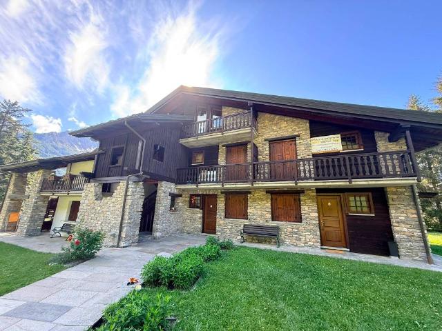 Appartamento in affitto a Villair Desot, Courmayeur