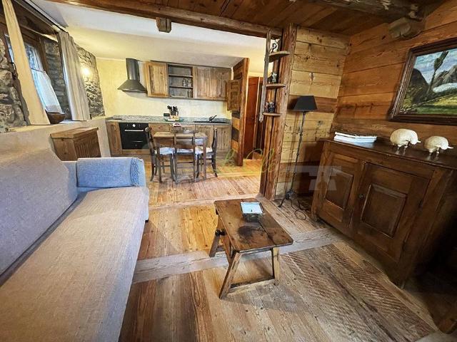 Appartamento in affitto a Courmayeur, Aosta