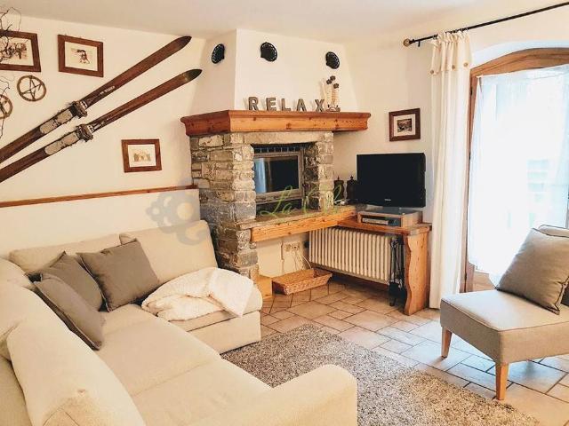 Appartamento in affitto a Courmayeur, Aosta