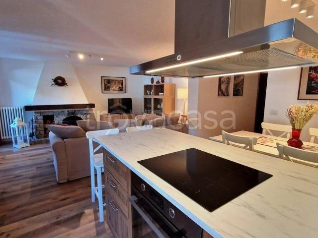 Appartamento in affitto a Courmayeur, Aosta