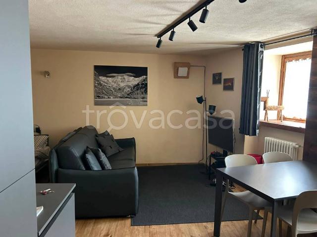 Appartamento in affitto a Courmayeur, Aosta