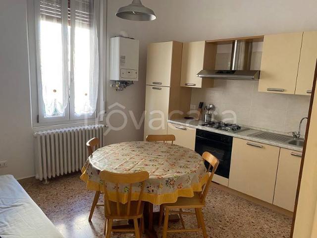 Appartamento in affitto a Zona Castello, Cremona