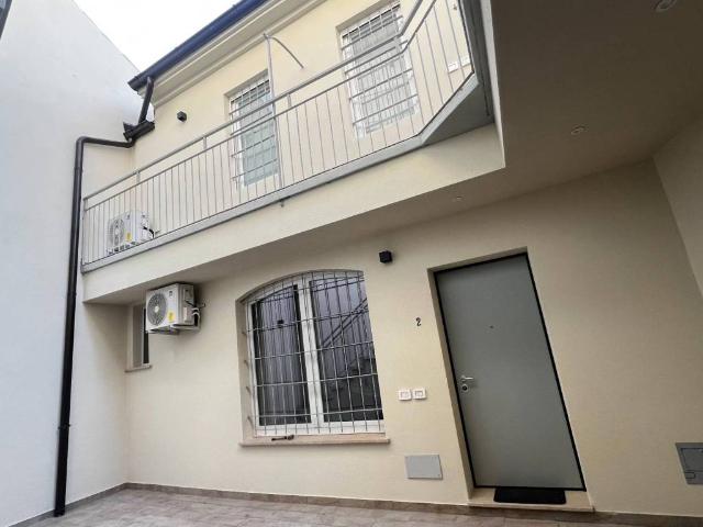 Appartamento in affitto a Zona Castello, Cremona