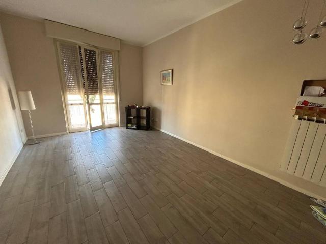 Appartamento in affitto a Zona Castello, Cremona