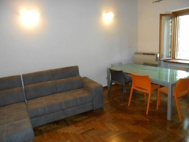 Appartamento in affitto a Centro Storico, Cremona