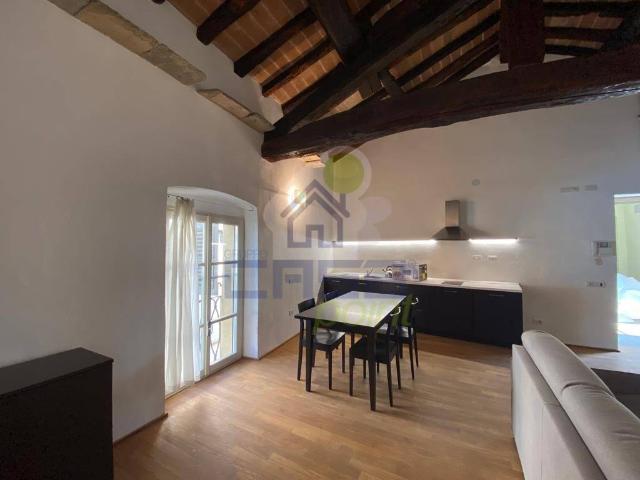 Appartamento in affitto a Centro Storico, Cremona