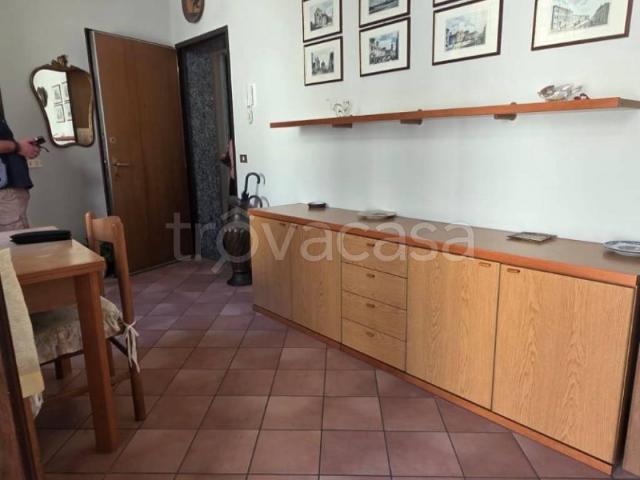 Appartamento in affitto a Giordano, Cremona