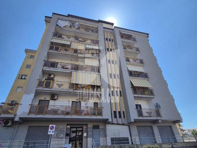 Appartamento in affitto a Tufolo, Calabria