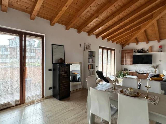 Appartamento in affitto a Cucciago, Lombardia