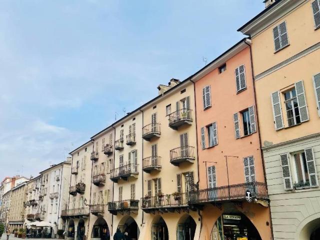 Appartamento in affitto a Centro Storico, Piemonte