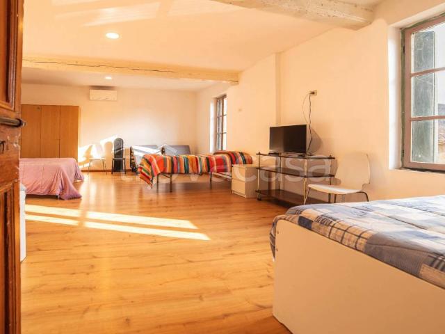Appartamento in affitto a Curtatone, Lombardia