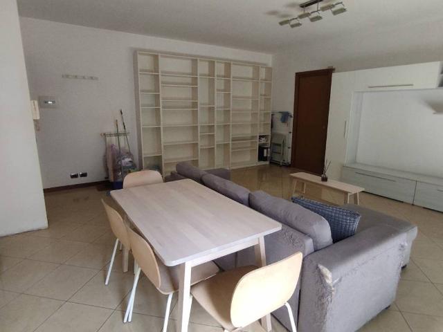 Appartamento in affitto a Zona Omogenea Milano Nord, Cusano Milanino