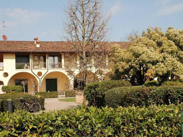 Appartamento in affitto a Desenzano Del Garda, Lombardia