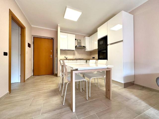 Appartamento in affitto a Vicina, Desenzano Del Garda