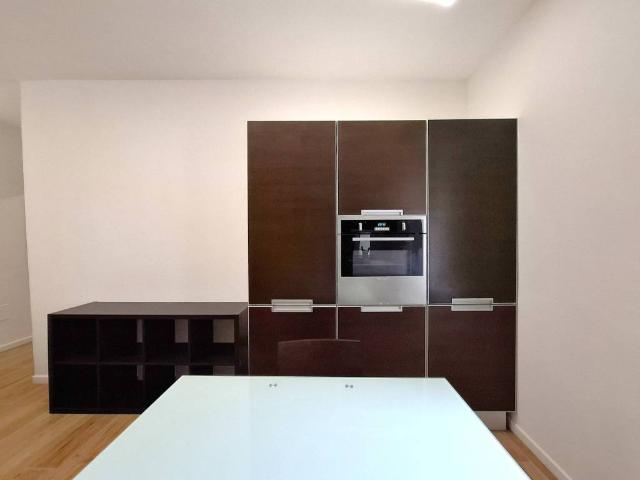 Appartamento in affitto a Desenzano Del Garda, Lombardia
